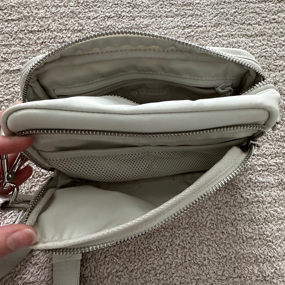 Lululemon Everywhere Crossbody Bag - Picture 9 of 12